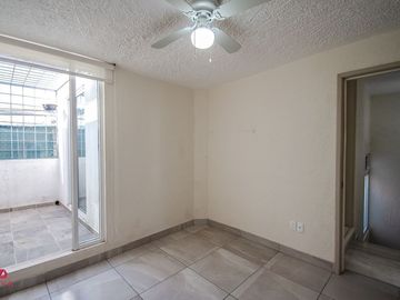 CASA EN VENTA EN RESIDENCIAL GUADALUPE , ZAPOPAN.