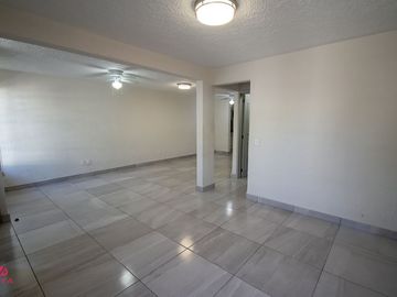 CASA EN VENTA EN RESIDENCIAL GUADALUPE , ZAPOPAN.