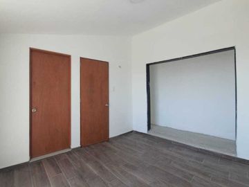 CASA EN VENTA CON SEGURIDAD EN LOMAS DE VALLE DORADO, TLALNEPANTLA DE BAZ
