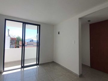 CASA EN VENTA CON SEGURIDAD EN LOMAS DE VALLE DORADO, TLALNEPANTLA DE BAZ