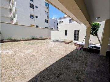 Se vende casa independiente en Villa Santos