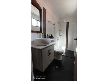 VENTA DE CASA DUPLEX EN BELEN SAN CARLOS