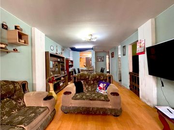 SE VENDE CASA EN VENTANILLA VILLA LOS REYES