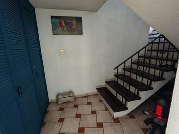 CASA EN RENTA