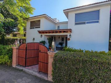 CASA EN RENTA
