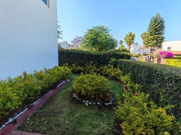 CASA EN RENTA