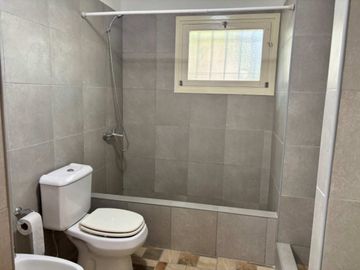 VENTA CASA PINAMAR a metros del mar y del centro