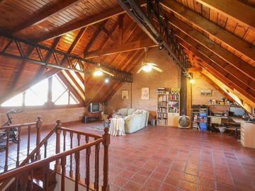 CASA EN VENTA EN RAMOS MEJÍA 6 AMBIENTES