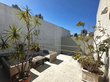PH VENTA ALMAGRO patio terraza entrada indep.