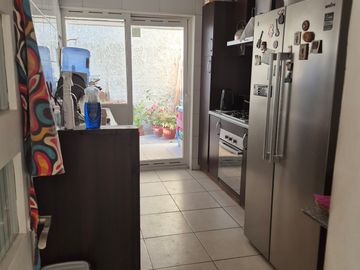 Se vende casa aislada condominio