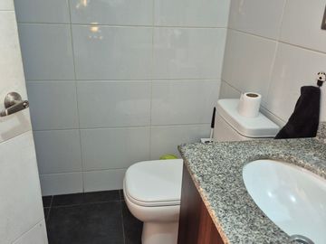 Se vende casa aislada condominio