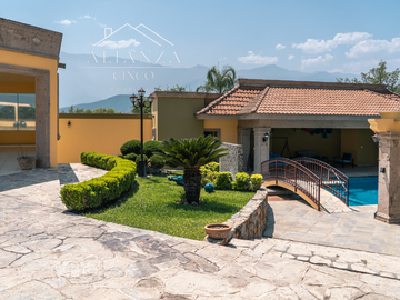 Casa en VENTA Portal del Huajuco AMUEBLADA