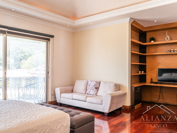 Casa en VENTA Portal del Huajuco AMUEBLADA