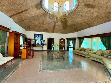 RESIDENCIA EN VENTA