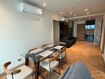 2 Bedroom Condo for sale at Sky Walk Residences