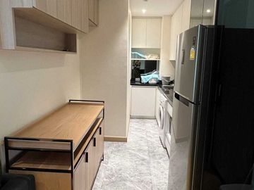 2 Bedroom Condo for sale at Sky Walk Residences