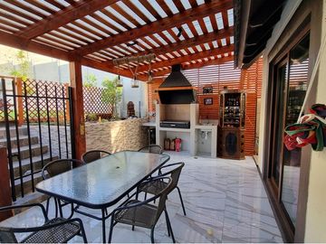 Casa en Condominio, Av. Macul Alto