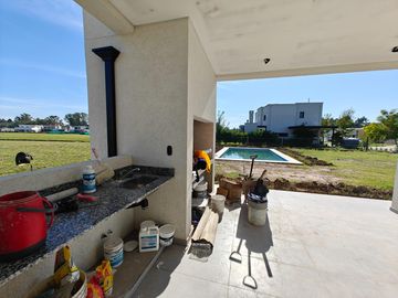 Casa con pileta en San Pablo