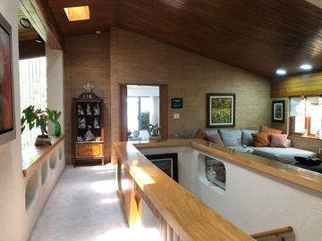 VENTA CASA EN CALLE CERRADA EN JARDINES EN LA MONTAÑA