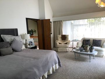 VENTA CASA EN CALLE CERRADA EN JARDINES EN LA MONTAÑA