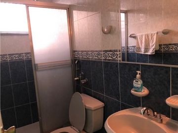 SE VENDE CASA EN EL DORAL, TUMBA MUERTO