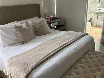 Casa en venta  Los Guayacanes-Hato Pintado (BO)