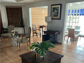 Casa en venta  Los Guayacanes-Hato Pintado (BO)