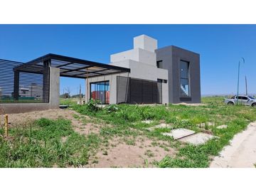 VENTA CASA ALTA GRACIA SANTA LUCIA CORDOBA GRAN UBICACION