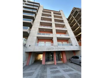 Semipiso en Venta 3 dormitorios c/cochera en Monte Hermoso Pileta