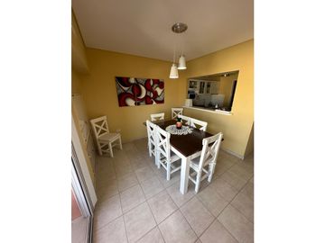 Semipiso en Venta 3 dormitorios c/cochera en Monte Hermoso Pileta