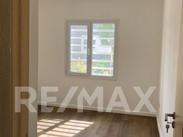 VENTA CASA EN ESQUINA 2 DORM| LA FALDA, CIPOLLETTI