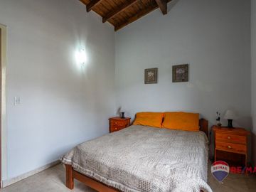 VENTA 4 AMBIENTES DUPLEX PINAMAR COCHERAS PARRILLA
