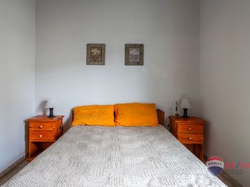VENTA 4 AMBIENTES DUPLEX PINAMAR COCHERAS PARRILLA