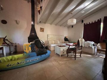 Venta de casa en el delta de tigre primera seccion