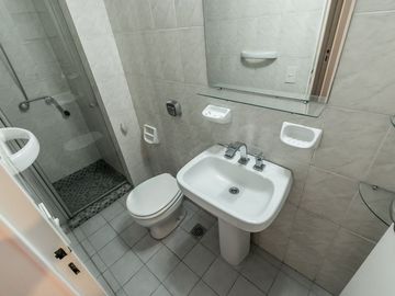 VENTA SEMI PISO 4 AMB C/COCHERA CUBIERT - RECOLETA
