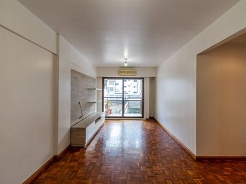 VENTA SEMI PISO 4 AMB C/COCHERA CUBIERT - RECOLETA