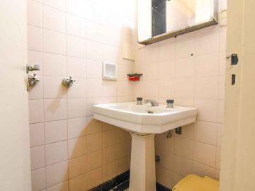 Venta Depto 6 amb coch y baulera en Caballito