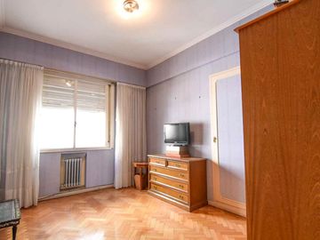 Venta Depto 6 amb coch y baulera en Caballito