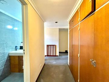 VENTA DEPARTAMENTO 5 AMB C/BALCON Y COCHERA FIJA