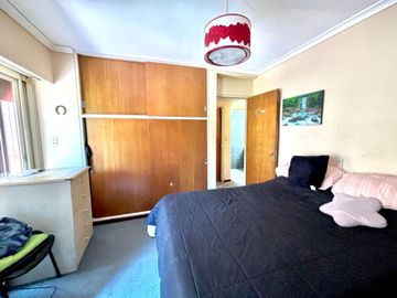 VENTA DEPARTAMENTO 5 AMB C/BALCON Y COCHERA FIJA
