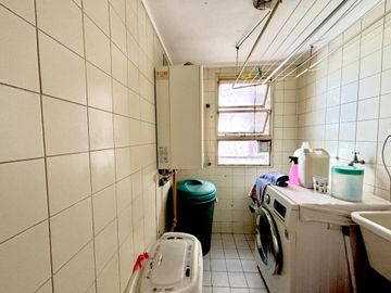VENTA DEPARTAMENTO 5 AMB C/BALCON Y COCHERA FIJA