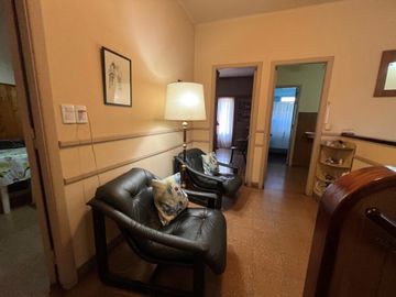 Casa Venta 4 Ambientes con Local en Palomar