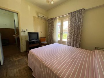 Casa Venta 4 Ambientes con Local en Palomar