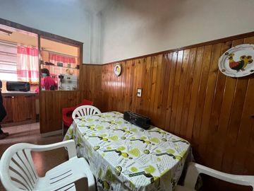 Casa Venta 4 Ambientes con Local en Palomar