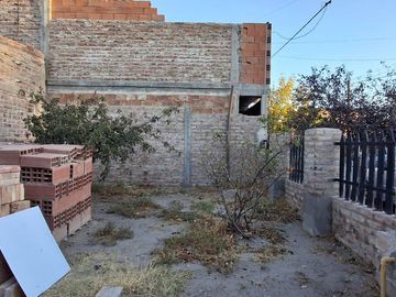 CASA EN VENTA EN PLOTTIER