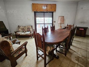 Venta PH 3 Ambientes Patio Terraza y Balcón a Reciclar en El Palomar