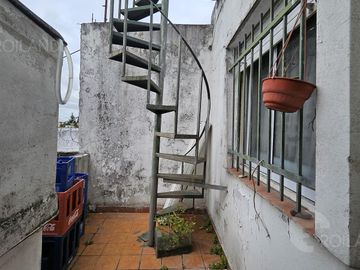 Venta PH 3 Ambientes Patio Terraza y Balcón a Reciclar en El Palomar