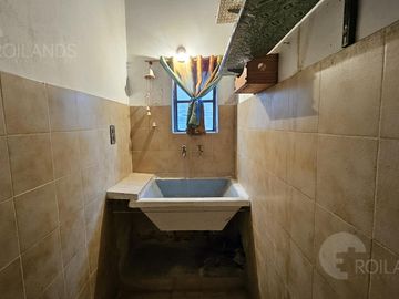 Venta PH 3 Ambientes Patio Terraza y Balcón a Reciclar en El Palomar