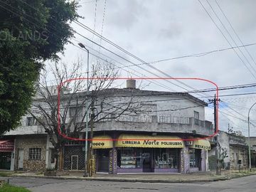 Venta PH 3 Ambientes Patio Terraza y Balcón a Reciclar en El Palomar