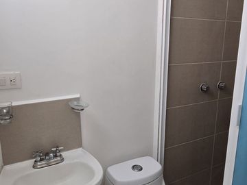 Venta de casa con recamara en planta baja en La Vida, Corregidora
